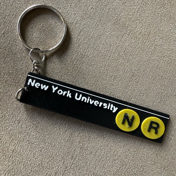 Mta Other - Subway NYU college university sign train keychain N W MTA nyc decor station